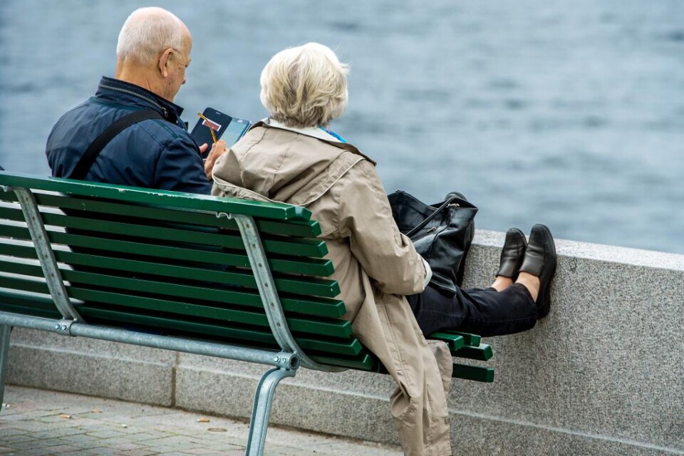 Svenska pensionärer är betydligt mer positiva till invandring än andra äldre i Europa. De är dessutom nästan lika välkomnande som unga svenskar. vilket är ovanligt. Det visar en ny studie från Världsbanken, skriver nyhetssajten news55.se. Enligt ekonom