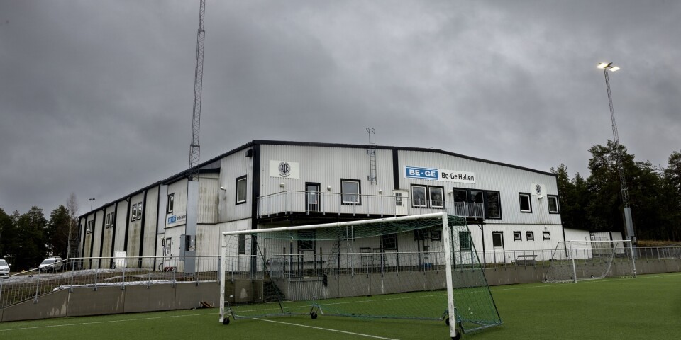 Fotbollshallen i Ernemar kräver underhåll för mångmiljonbelopp