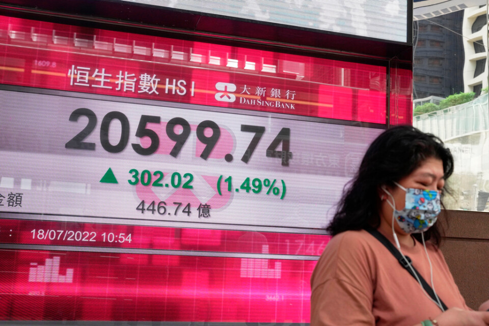 Hongkongbörsens Hang Seng-index stiger när handelsveckan inleds. Arkivbild.