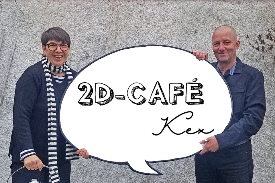 Ann Kammerer och Wolfgang ”Kex” Kuhrt utanför cafet i Mellböda.