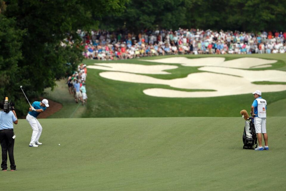 Rory McIlroy vann PGA-tourtävlingen i Charlotte, North Carolina, i överlägsen stil. Efter lördagens 61-runda var tävlingen mer eller mindre avgjord, och när världsettan sedan rullade in fem birdies under slutvarvet blev segermarginalen till slut sju sl