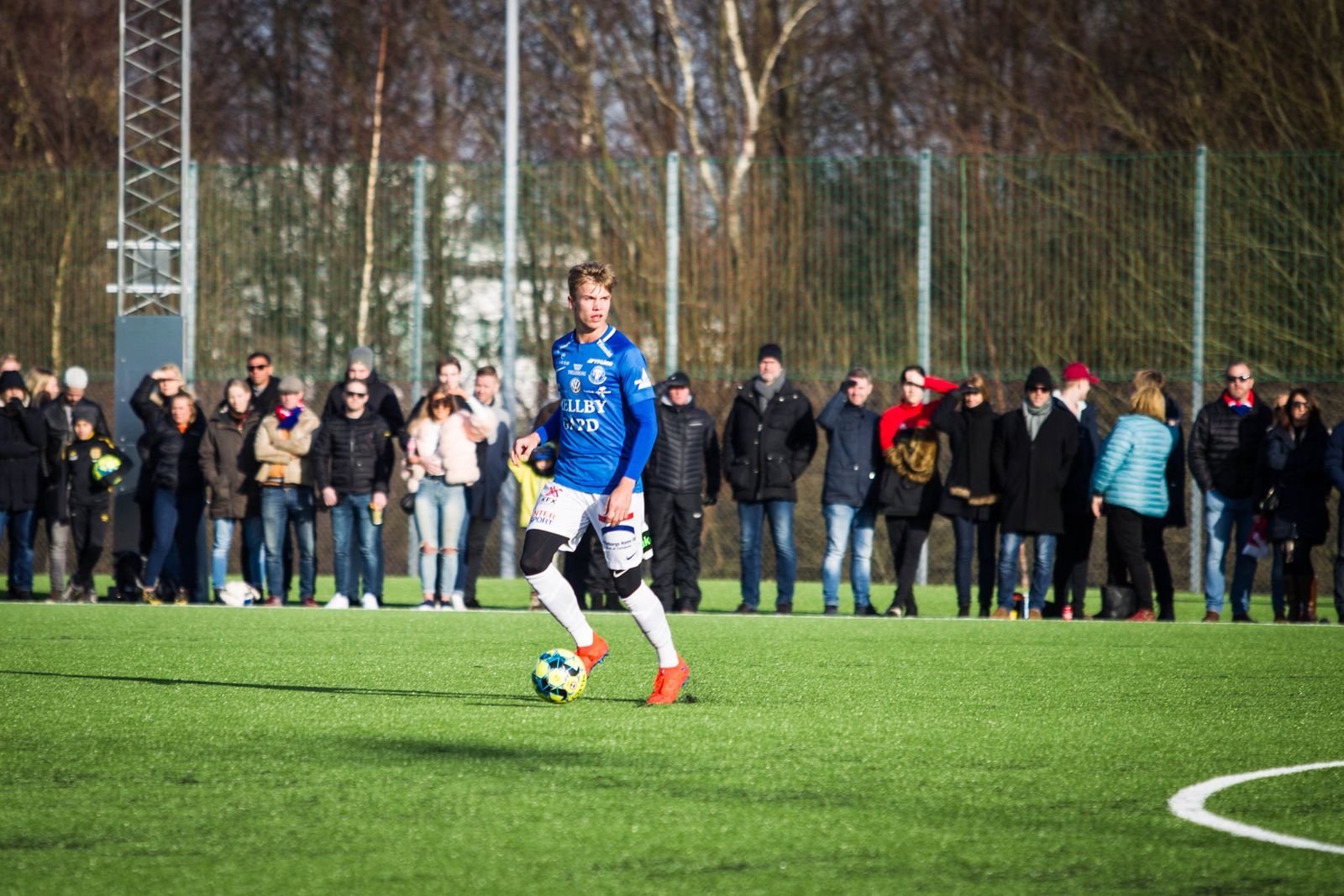 19-årige mittbacken Niklas Vesterlund är ny från FC Köpenhamns akademi.