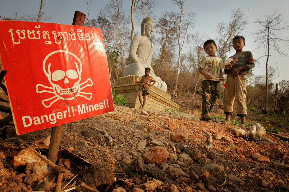 Landminor och andra sprängmedel som exploderat har krävt omkring 20|000 personers död efter kriget i Kambodja. Arkivbild.