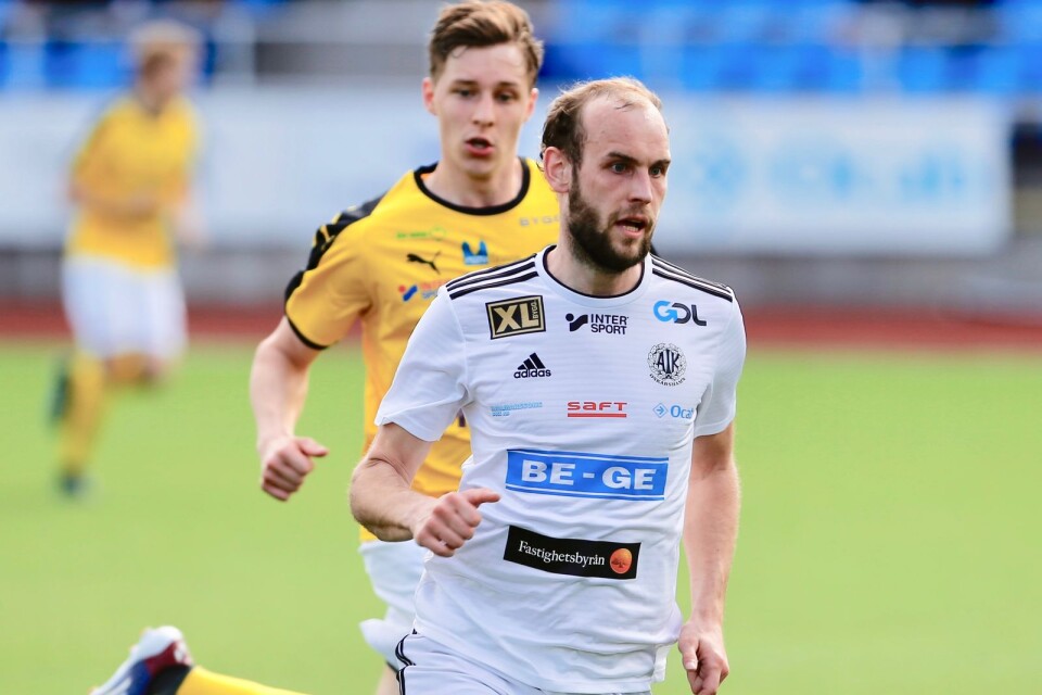 Christopher Christensson gjorde på nytt en bra match och svarade för säsongens sjätte fullträff när OAIK kryssade borta mot Eskilsminne.