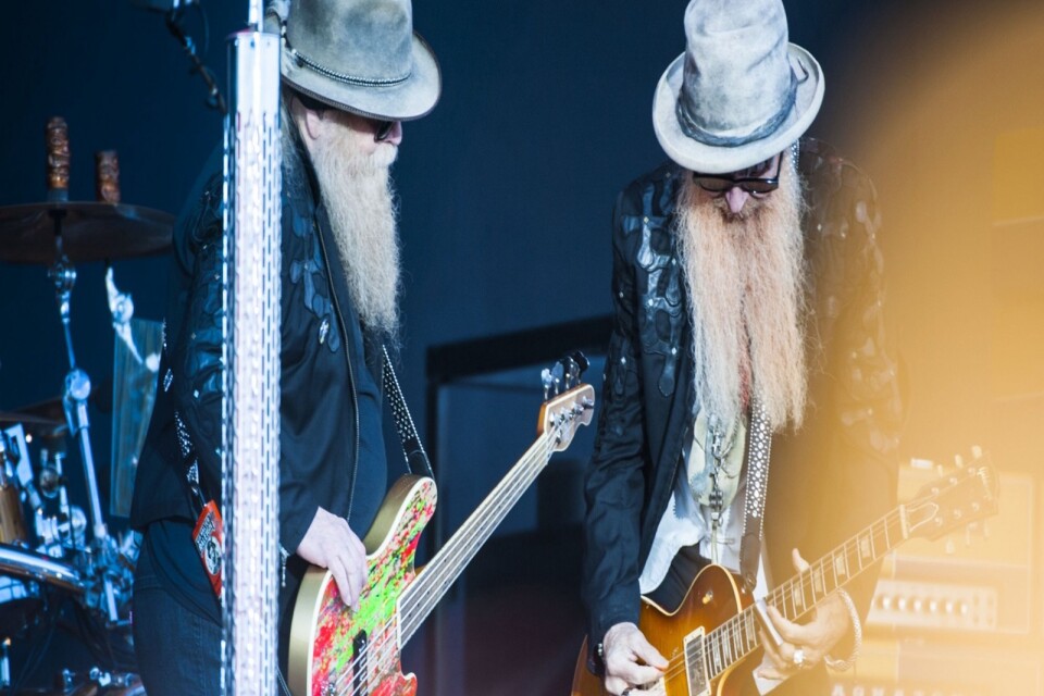 ZZ Top Dusty Hill (bas,sång) Billy Gibbons (gitarr, sång) på Sweden Rock Festival på fredagen.
Foto: Hanna Franzén / TT