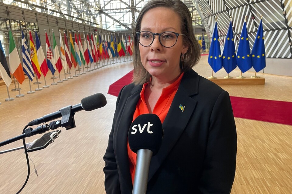 Migrationsminister Maria Malmer Stenergard (M) på väg in till fredagens EU-möte i Bryssel.