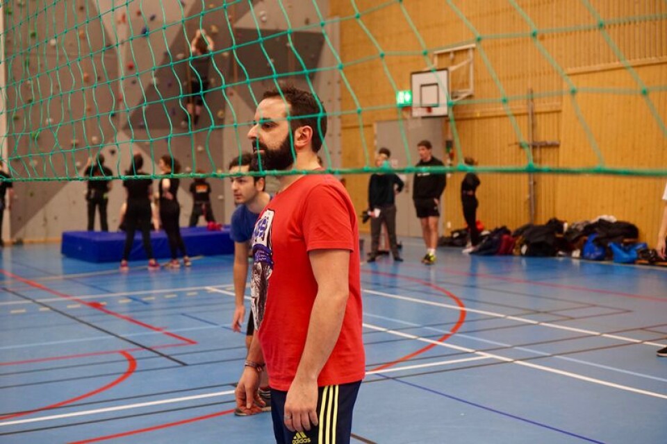 Domenico Simone spelade volleyboll som liten, men hade inte spelat på många år förrän han kom till Kalmar och fick höra talas om Fiks olika aktiviteter.
