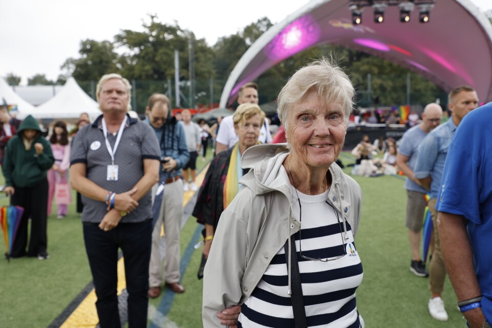 Barbro Westerholm,  riksdagsledamot för Liberalerna och ledamot i RFSU:s förbundsstyrelse vid partiledardebatten på Stockholm Pride  i augusti 2022.