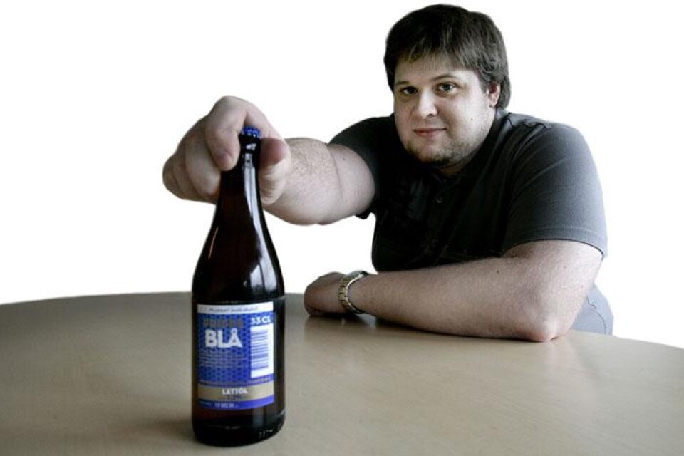 30-åriga Fredrik Johansson nekades att köpa öl.