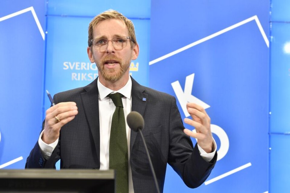 Jakob Forssmed, Kristdemokraternas ekonomisk-politisk talesman, vill ha skattestopp.