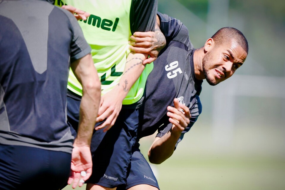 Kalmar FF-anfallaren Maxwell är klar på lån för Cuiabá, enligt den brasilianska Serie B-klubben.