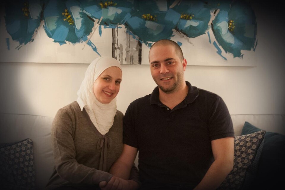 Donn Dannan tillsammans med sin fru Mays Hafez som är utbildad arkitektassistent på jakt efter jobb. Det är i Syrien ett yrke som kräver en treårig utbildning men som tycks sakna en motsvarighet i Sverige, berättar Donn Dannan. Foto: Axel Hilleskog