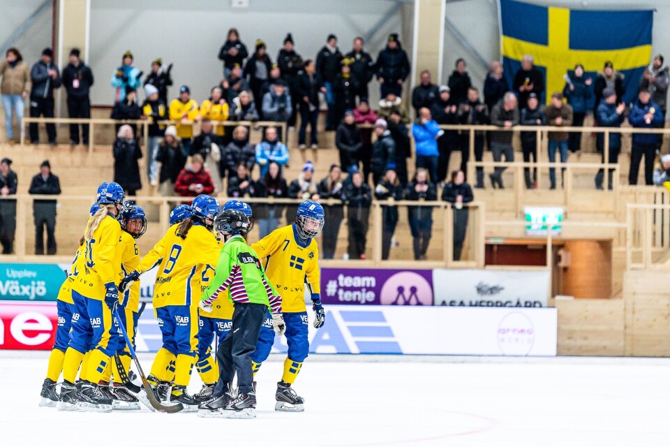Dam-VM 2022 arrangerades i Eriksson Arena där Sverige blev världsmästare på nytt. Nästa år är det dags för dubbla mästerskap.