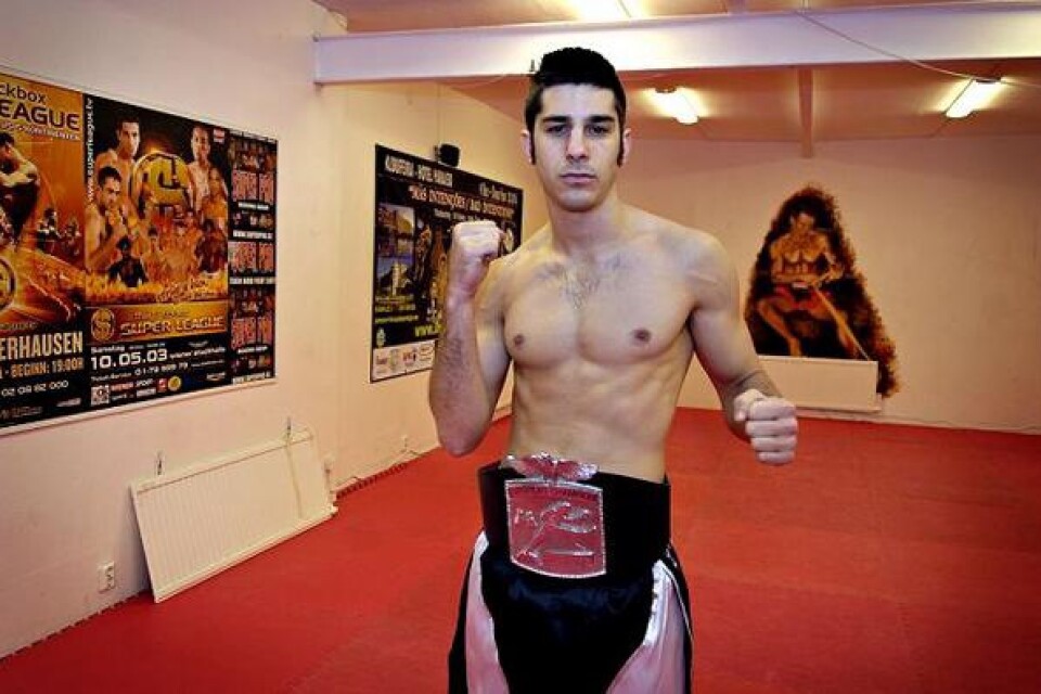 Elias Daniel har tagit sin andra EM-titel i thaiboxning. BILDER: EMILIA OLOFSSON