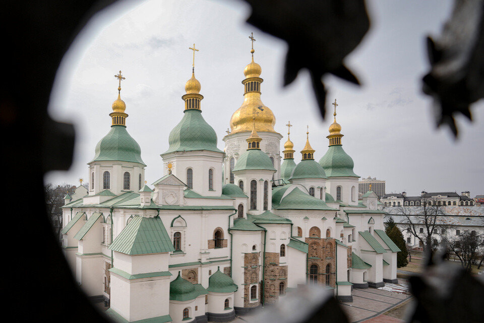 Världsarvet Sofiakatedralen i Kiev har hittills inte skadats i kriget. Arkivbild.
