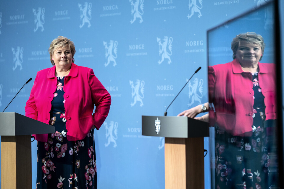 Norges statsminister Erna Solberg under fredagens presskonferens.