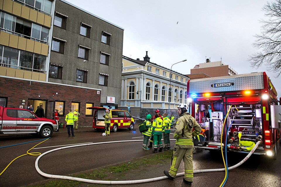 Lägenhetsbrand i Plutohuset i centrala Oskarshamn.