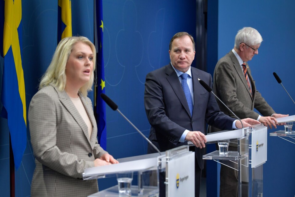 "We need rules that last over the winter," said Minister for Health and Social Affairs Lena Hallengren (S), Prime Minister Stefan Löfven (S) and Folkhälsomyndighetens Director-General Johan Carlson at a press conference on Tuesday.