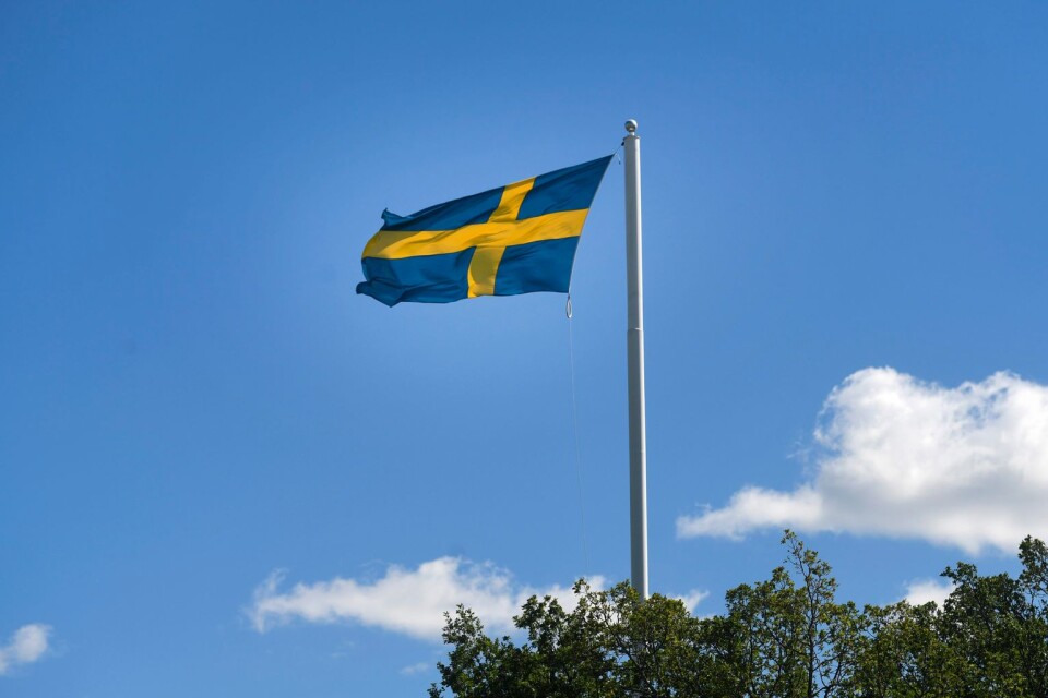 Den 17 december blir en tillfällig flaggdag i bland annat Sölvesborg.