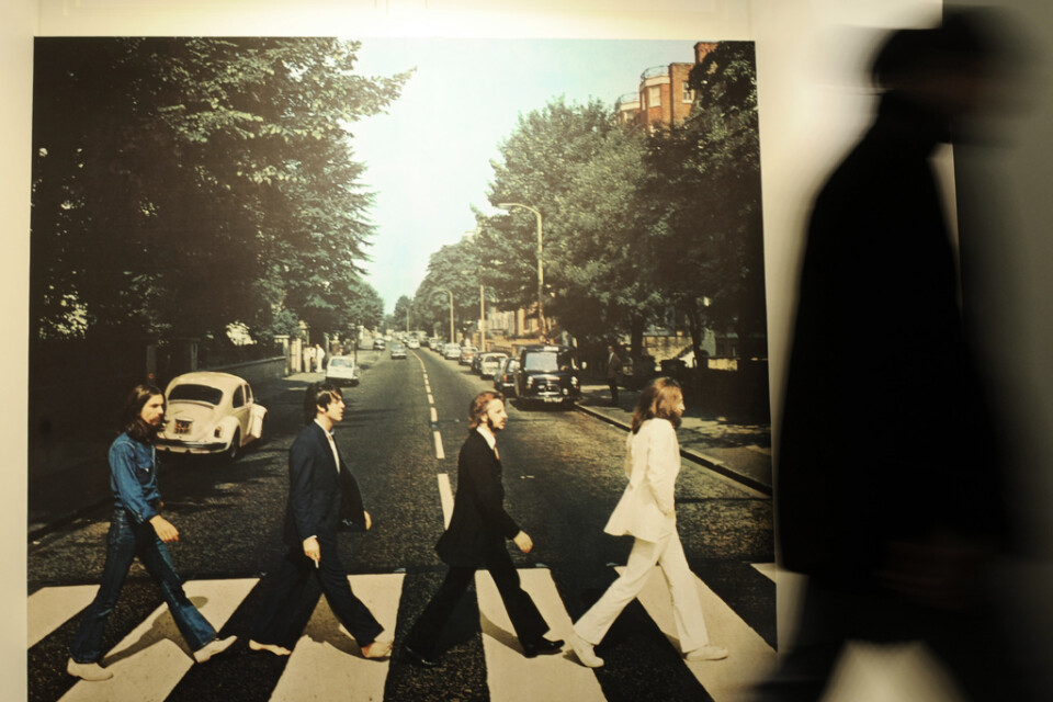 "Abbey road", The Beatles album från 1969, går upp i topp på den brittiska albumlistan. Arkivbild