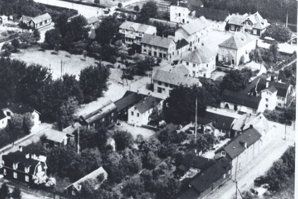 Flygbild över torget på 1930-talet.