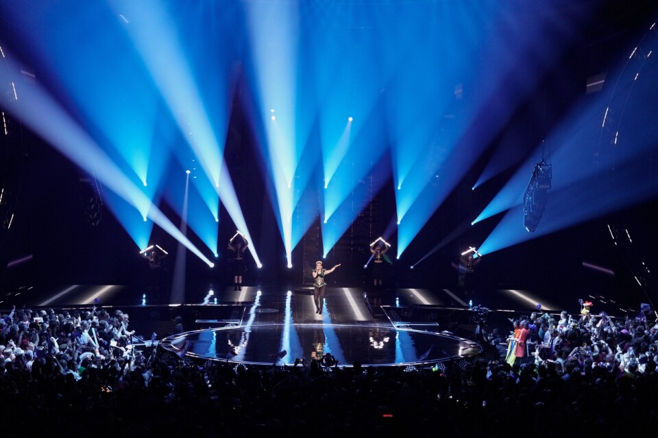 Liverpool, Storbritannia 20230513. Alessandra på scenen under lørdagens finale i Eurovision Song Contest i Liverpool.Foto: Heiko Junge / NTB