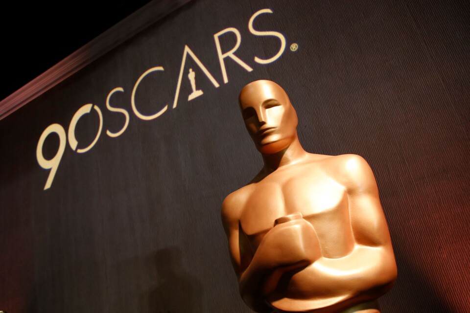 Oscarsakademin slopar sin nya kategori för populär film inför nästa års prisceremoni.