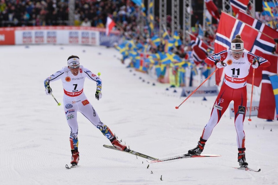 Norge ändrar i laguppställningen till lördagens 30-kilometerslopp. Astrid Uhrenholdt Jacobsen, VM-silvermedaljör i skiathlon, och Kristin Størmer Steira avstår tävlingen på grund av sjukdom respektive skada. De ersätts av Martine Ek Hagen och Ingvild Fl