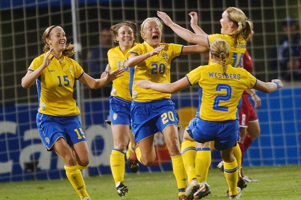 Josefine Öqvist gjorde ett av Sveriges mest minnesvärda VM-mål, avgörande 2–1 i slutet av semifinalen mot Kanada 2003.
