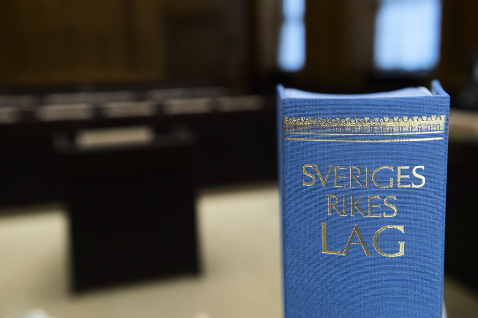 En pojke har häktats misstänkt för att ha våldtagit en flicka på en högstadieskola i Växjö kommun. Arkivbild.