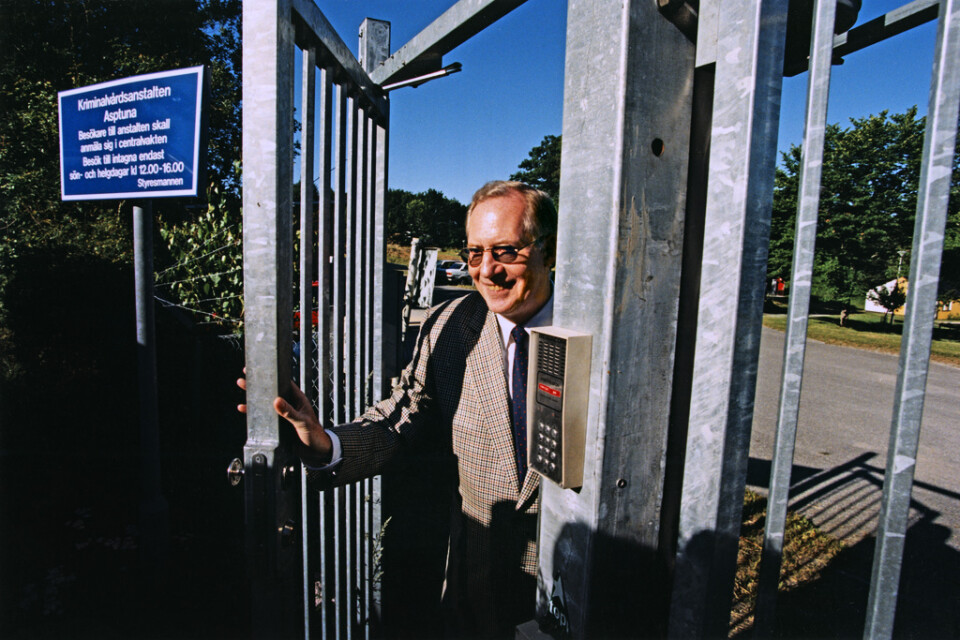 Stig Bergling i samband med frigivandet från Asptunaanstalten 1997.