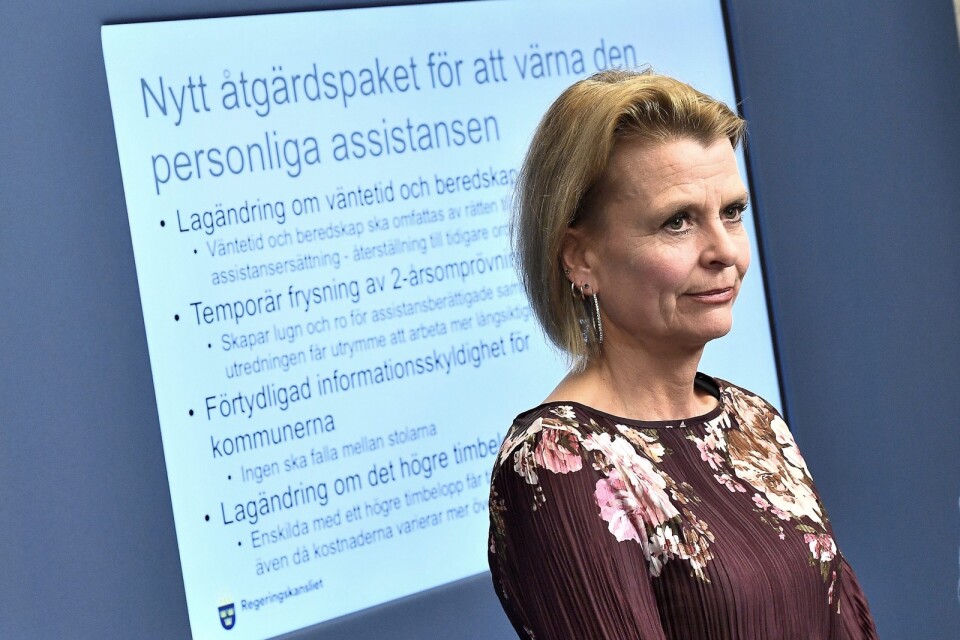 Barnminister Åsa Régner pratar om LSS. Foto: TT