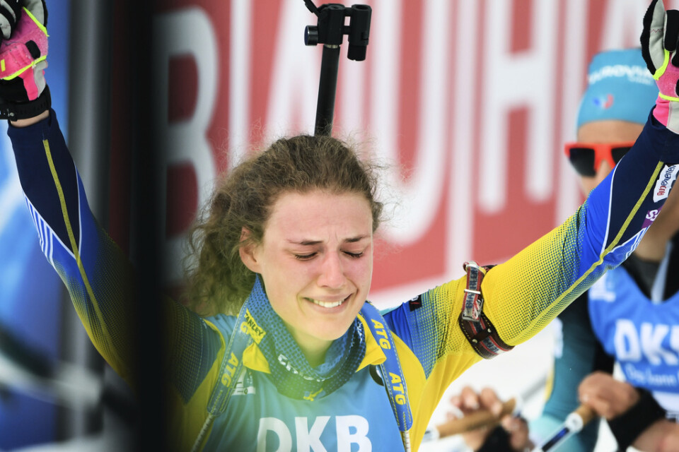 Hanna Öberg hyllar lagkamraterna efter bronset.