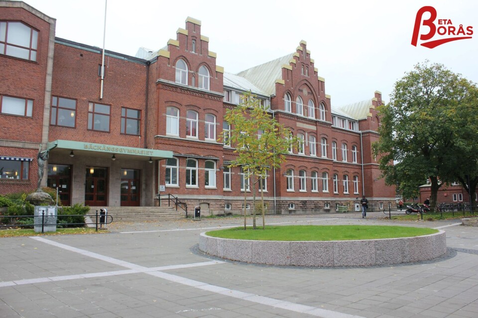 I Borås stad ansvarar gymnasie- och vuxenutbildningsnämnden för kommunens gymnasieskolor.