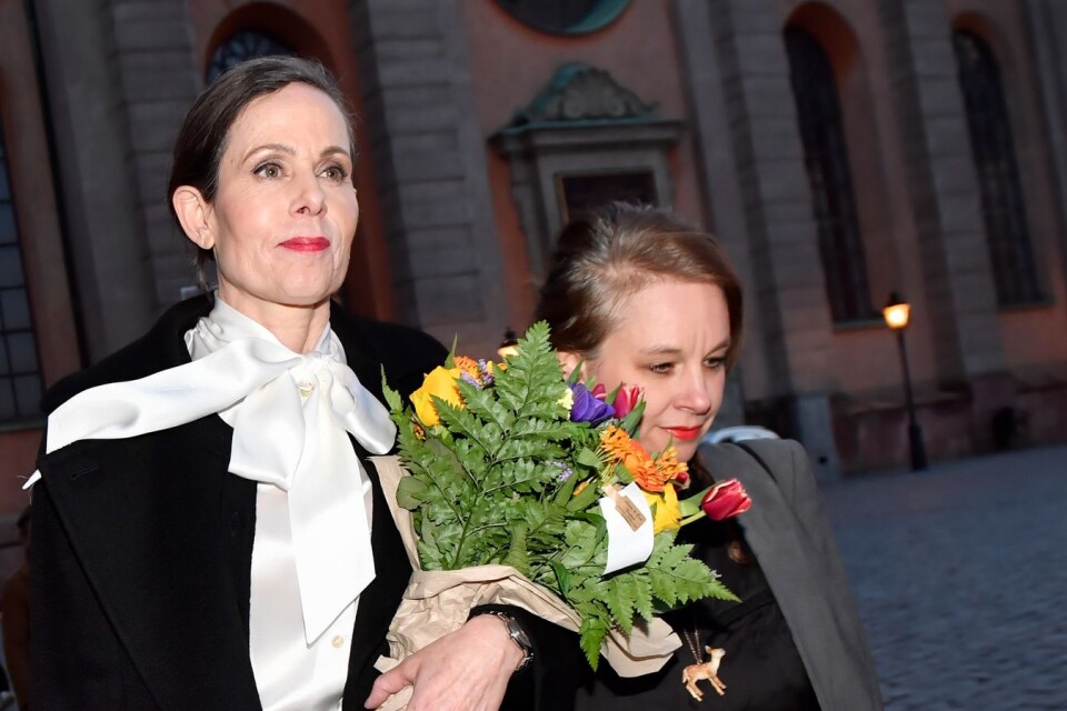 Sara Danius och Sara Stridsberg lämnade Börshuset tillsammans på kvällen den 12 april 2018. "Det var Akademiens vilja att jag skulle lämna", sade Sara Danius.