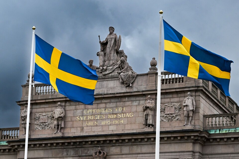 Den svenska demokratins hjärta pumpar än.
