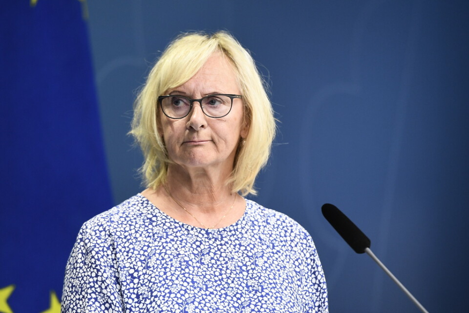 Civilminister Lena Micko (S) säger nej till Region Stockholms begäran att få pausa inbetalningar till systemet som är till för att utjämna kostnader mellan rikare regioner och de med lite sämre förutsättningar.