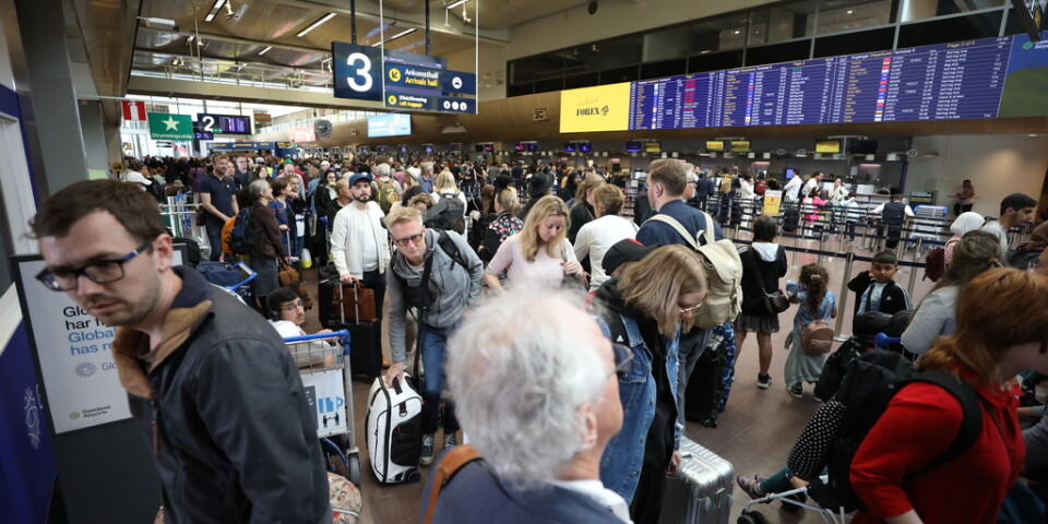 De långa köerna på terminal 5 på Arlanda fortsätter. Arkivbild.