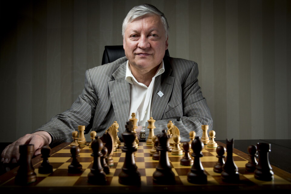 Den ryske schackspelaren Anatolij Karpov fyller 71 år i dag.