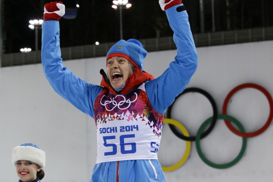 Ryska skidskytten Olga Viluchina har anledning att jubla igen, då hon friats av Cas och fått tillbaka sitt OS-silver från 2014. Arkivbild.