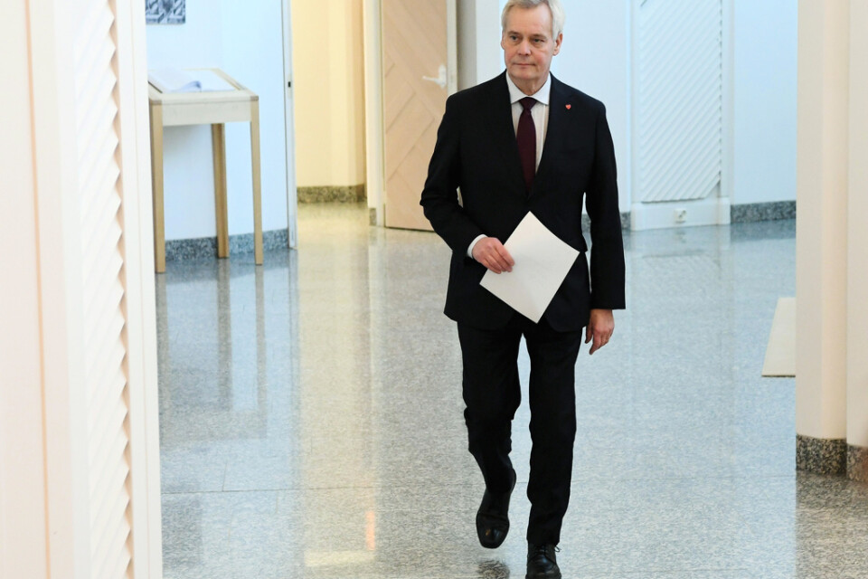 Finlands premiärminister som häromdagen valde att avgå föreslås till att leda regeringssonderingarna.