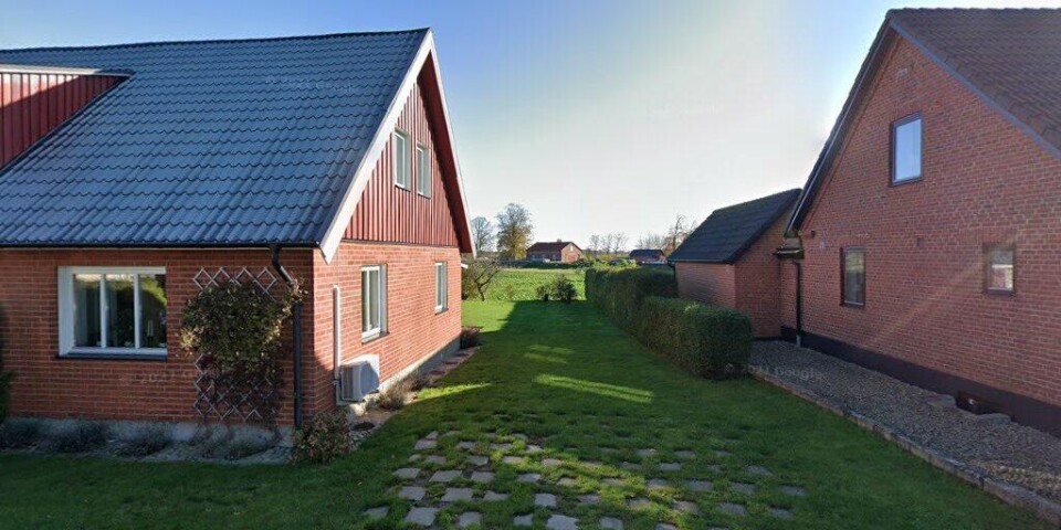 26-åring ny ägare till hus i Spjutstorp, Tomelilla – 1 600 000 kronor blev priset