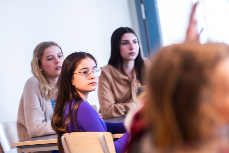 Elever i Trelleborg blir överösta av falska nyheter på Tiktok