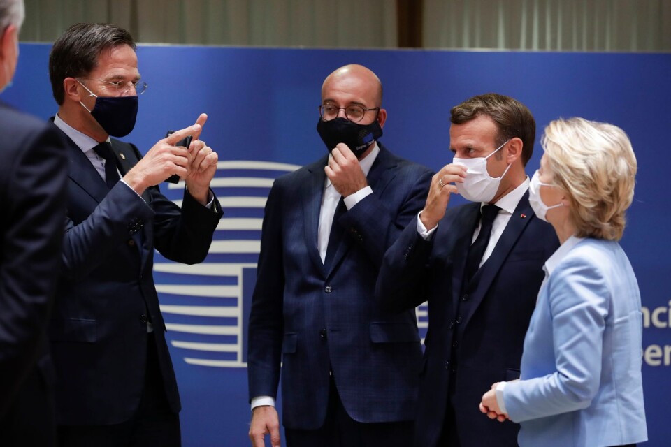 EU-ledare som räddar oss från coronan - eller är det några framgångsrika tågrånare?