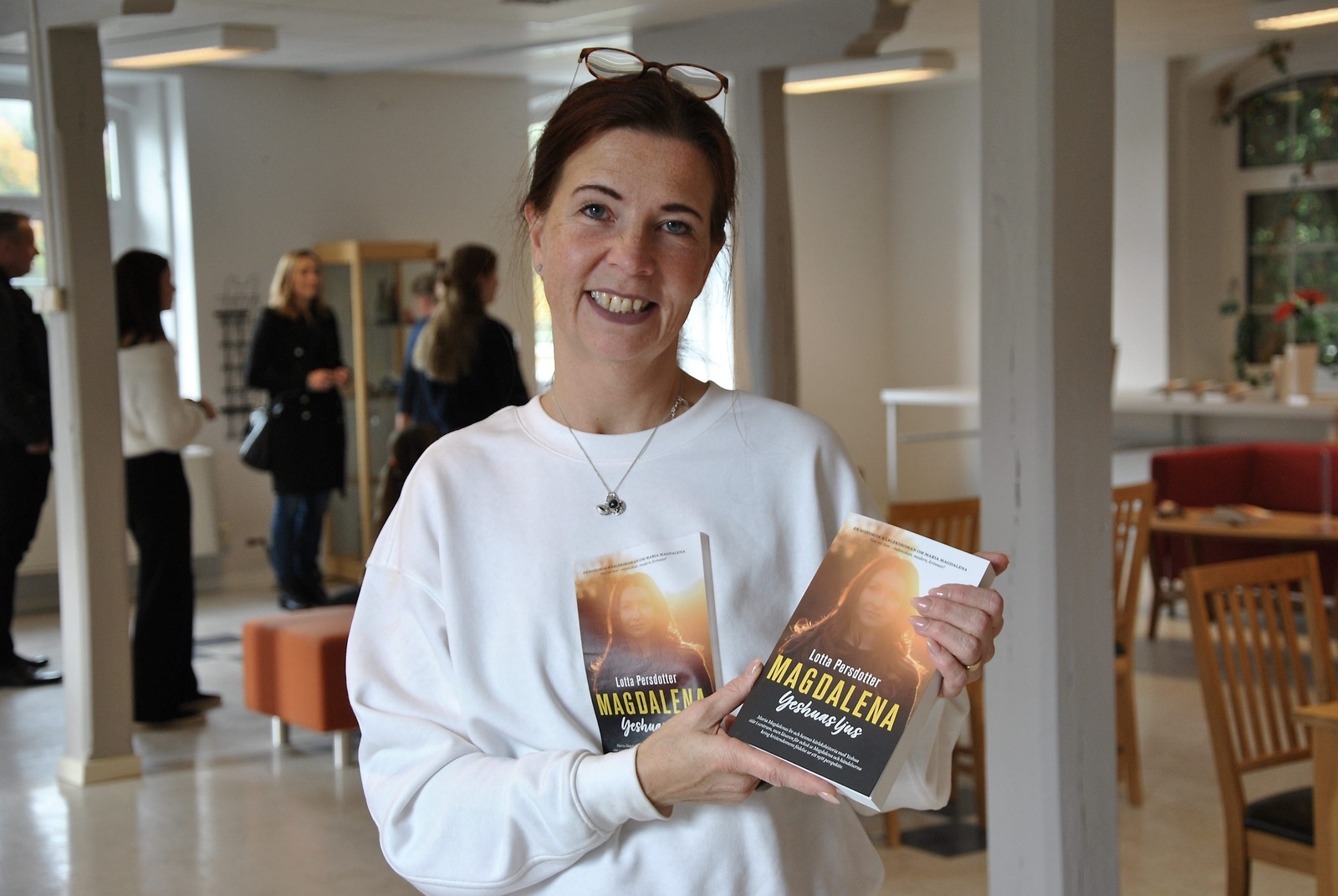 Charlotta Lundberg (Lotta Persdotter) har förverkligat författardrömmen och bokdebuterar nu. FOTO: MAGNUS WAHLSTRÖM