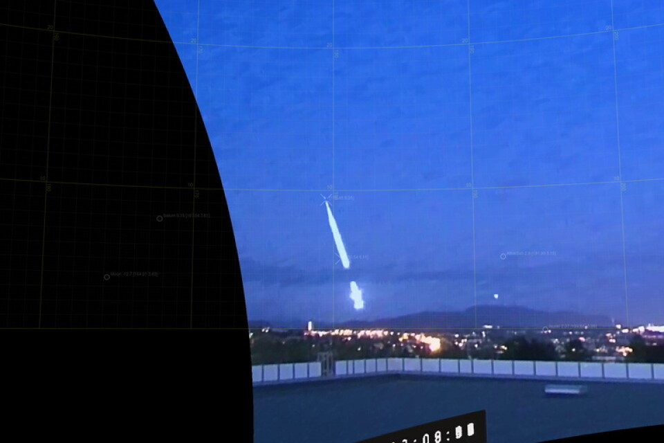 Meteoren fotograferad från Trondheim, Norge.