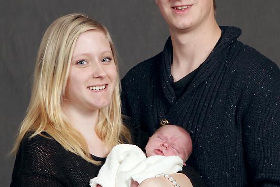 Jenny Ohlsson och André Nilsson, Karlskrona, fick den 16 mars en dotter Melissa som vägde 3 090 g och var 50 cm.