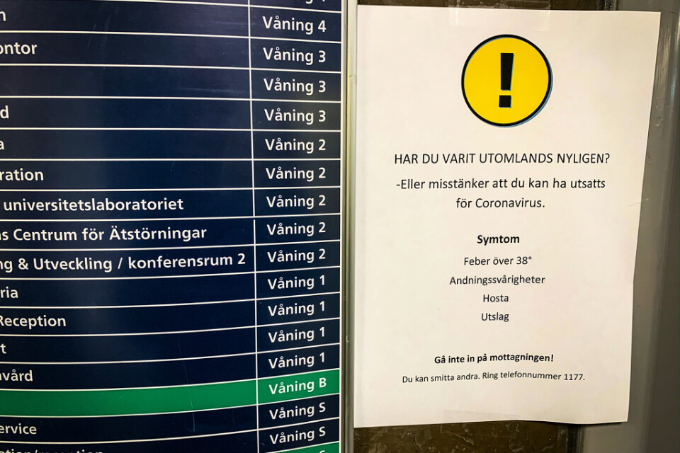Fler arbetsplatser varnar för coronaviruset sars-cov-2, här Maria Sjukhus på Södermalm i Stockholm.