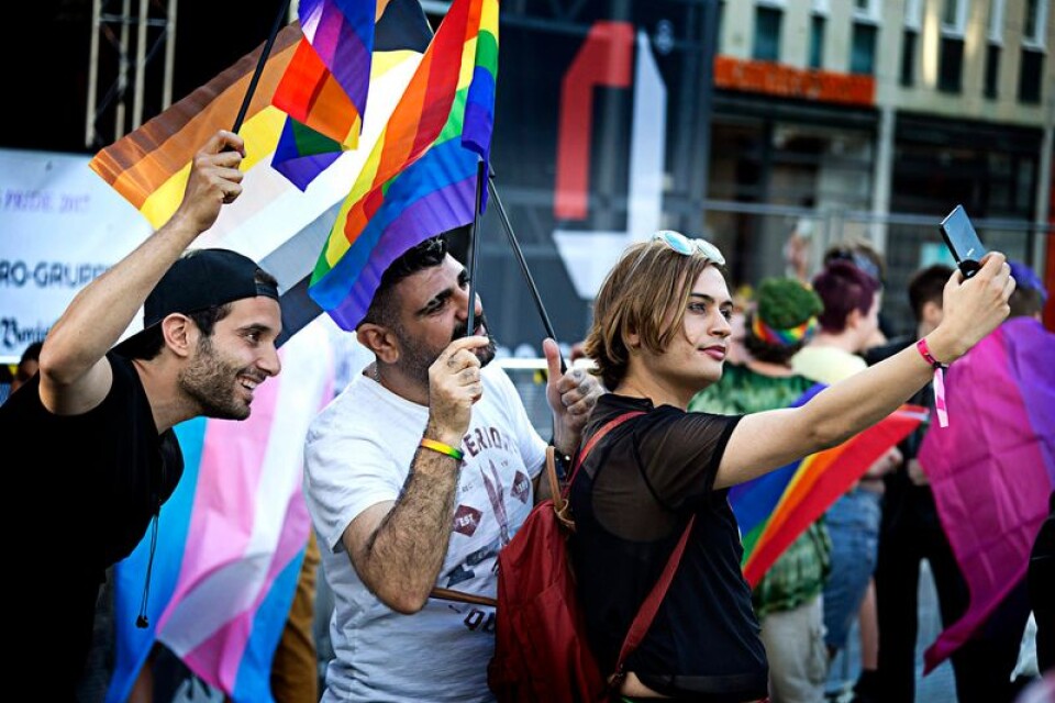 Från invigningen av årets Pridefestival.