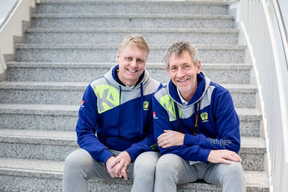 Fysioterapeuten Anders Broström, till vardags i Karlskrona och en av ledarna i HIF Karlskrona, och läkaren Per Lindblom berättar om arbetet kring landslaget i VM.